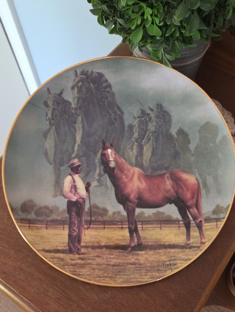Feed Stone Man O War Collectible Plate with Gold Trim